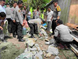 Peletakan Batu Pertama Pembangunan Rumah Tahfidz, Kapolres Majene : Kita Wujudkan Generasi Qur’ani