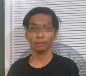 Pria Ini Diciduk Polisi di Depan SD 4 Tanjung Batu Majene, Entah Apa yang Dilakukan