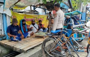 Penghasilan Kadang Rp 5 Ribu Sehari, Tukang Becak di Majene Ini Curhat ke Polisi