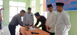 Dilantik jadi Kadisdipora Sulbar, Mithhar Serahkan Jabatan ke Sekdisdikpora