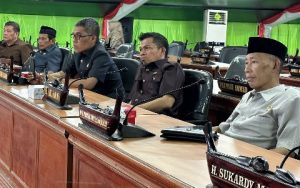 Jawaban Pj Gubsulbar Saat Rapat Paripurna DPRD Terkait Pelaksanaan APBD 2022