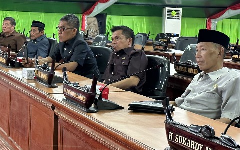 Jawaban Pj Gubsulbar Saat Rapat Paripurna DPRD Terkait Pelaksanaan APBD 2022