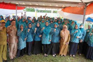 Ketua PKK Sulbar Bangga Penanganan Stunting di Desa Tabolang Topoyo