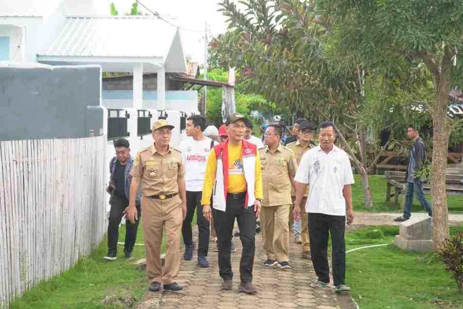 Bangkitkan Ekonomi, Pj Gubernur Sulbar Prof Zudan Ajak Masyarakat Berwisata ke Pulau Karampuang