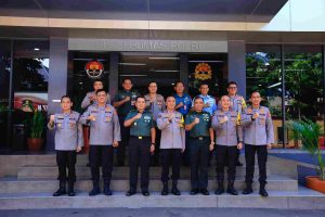 Kadiv Humas Terima Kunjungan Kapuspen TNI, Sinergitas Kunci Lewati Tantangan