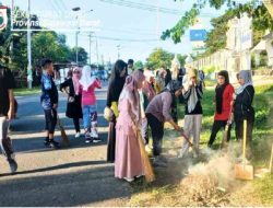 ASN DPRD Sulbar Antusias Kerja Bhakti Bersihkan Gedung DPRD Sulbar