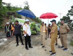 Perlancar Komoditas Holtikultura, Pj Bahtiar Tinjau Pengerjaan Konektivitas Majene-Mamasa