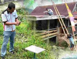 Dinas Kominfo Sulbar Bantu Perangkat Jaringan Internet Via Satelit di Tabulahan Mamasa