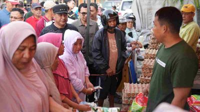 Harga Cabe di Majene Relatif Tinggi. Pj Bahtiar: Seribu Pohon Bisa Hasilkan Sejuta Rupiah Seminggu