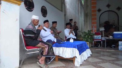 Buka Puasa Bersama Masyarakat, Wagub Salim Mengga Ajak Masyarakat Saling Membantu dan Tunaikan Zakat
