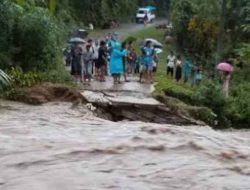 Tanggap Darurat! BPBD Sulbar-Polman Bergerak Cepat Atasi Jembatan Rusak di Matangnga Pascabanjir