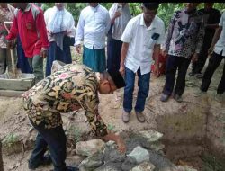 Sabtu Sore di Salue, Bupati Polman Lakukan Peletakan Batu Pertama Pembangunan Masjid Baiturrahman