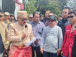 Temui Massa Aksi, Gubernur SDK Janji Transparansi Beasiswa dan Pengawasan Upah Buruh