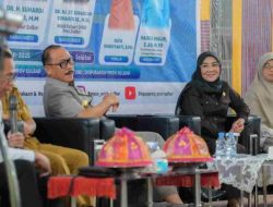 Bedah Buku “SDK Mendayung dari Hulu”, Suraidah Tekankan Nilai Keluarga dan Pendidikan