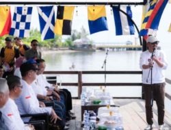 Gubernur SDK Apresiasi Lomba Perahu Katinting, Polda Sulbar: Bukti Polisi Menyatu dengan Masyarakat