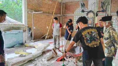 Gotong Royong Perbaiki Masjid di Desa Sumarrang, Dua Warga Tewas Tertimpa Reruntuhan