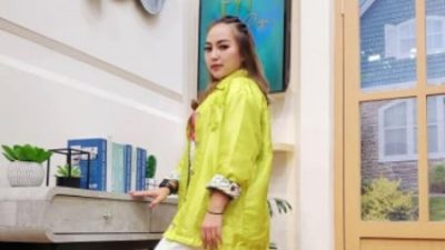 Komedian Mpok Alpa Meninggal Dunia