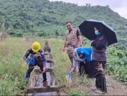 Tindaklanjuti Aduan Warga, Tim Terpadu Pemprov Sulbar Tinjau Dugaan Pencemaran Limbah Perusahaan Sawit di Baras Pasangkayu