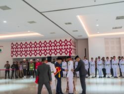Gubernur Sulbar Kukuhkan 69 Paskibraka Provinsi, Siap Jalankan Tugas Upacara HUT RI