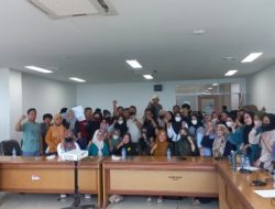 Tiga Tuntutan Aliansi Tenaga Kontrak Mamuju saat Geruduk DPRD Sulbar