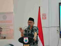 Gubernur Sulbar Suhardi Duka Tekankan Pentingnya Pendidikan Link and Match dengan Dunia Kerja.Gubernur Sulbar Suhardi Duka orong Kolaborasi Pemerintah dan Swasta dalam Pendidikan.Gubernur Sulbar: Pendidikan Harus Menjadi Solusi, Bukan Masalah