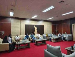Rapat Pemantapan HKG PKK ke-53, Dinkes Sulbar Siapkan Dukungan Kesehatan melalui Penyerahan PMT dan Skrining PTM