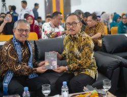 Festival Literasi Sulbar 2025: Gubernur Suhardi Duka Tegaskan Literasi Fondasi Kemajuan Daerah