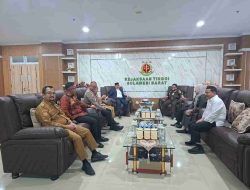 Dampingi Gubernur SDK pada Penandatanganan MoU dengan Kajati Sulbar, Bau Akram Dai Dukung Penerapan Pidana Kerja Sosial
