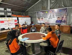 Regu 2 Posko Siaga Darurat BPBD Sulbar Rapat Internal Pembagian Tugas Jaga