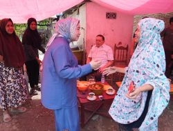 Wagub Sulbar Salim S. Mengga Kunjungi Korban Kebakaran di Lampoko, Salurkan Bantuan