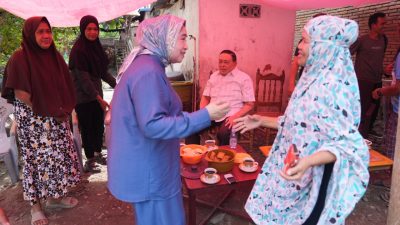 Wagub Sulbar Salim S. Mengga Kunjungi Korban Kebakaran di Lampoko, Salurkan Bantuan