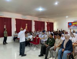 Kadisdikbud Sulbar Gandeng Mahasiswa KKN IHS, Validasi Data ATS di Polman