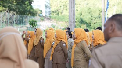 Kepala Dinas KominfoSS Sulbar Minta Kepala Bidang Lebih Aktif Pantau Kinerja Staf