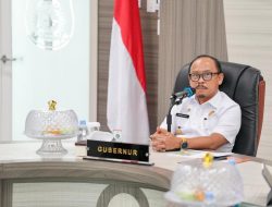 Gubernur SDK Ultimatum Perusahaan Sawit: Kalau Ada Perintah Pusat, Saya Cabut Izinnya, Harga TBS Tak Wajar
