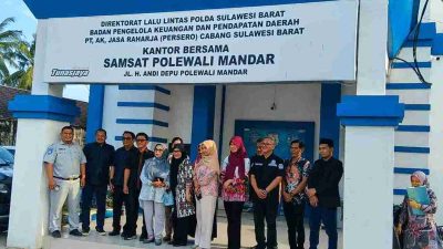 UPTD Samsat Polman Bapenda Sulbar Jadi Garda Terdepan Penguatan PAD, DPRD Sulbar Tinjau Langsung Kinerja PKB dan BBNKB 2025–2026