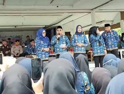 Bupati Majene Serahkan SK Perpanjangan Kepada 2.479 PPPK Penuh Waktu