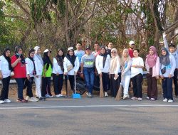 Dinas ESDM Sulbar Laksanakan Gerakan Bersih Asri Sambut Hari Jadi Provinsi Sulawesi Barat ke-22